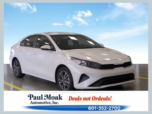 2024 Kia Forte LXS AT's photo