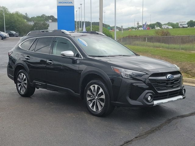 2025 Subaru Outback Touring XT