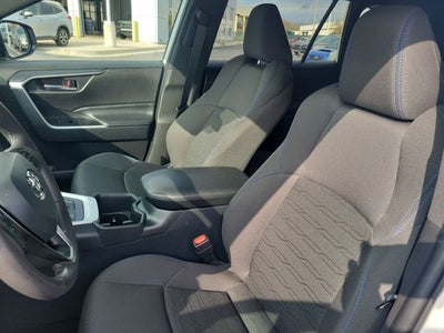 2024 Toyota RAV4 Hybrid SE