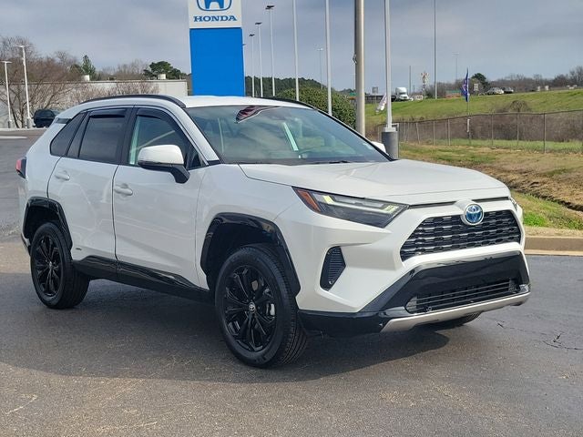 2024 Toyota RAV4 Hybrid SE