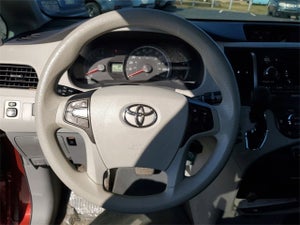 2013 Toyota Sienna LE