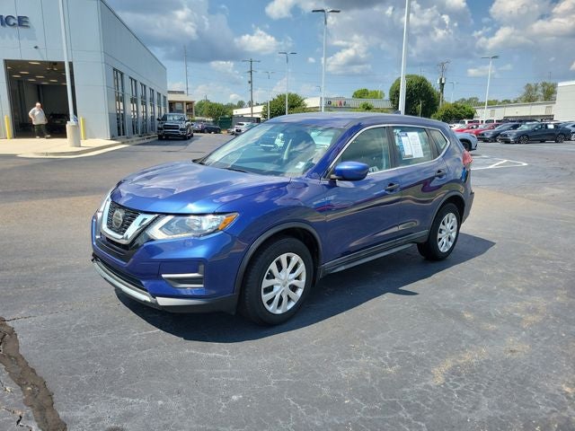 Used 2018 Nissan Rogue S with VIN KNMAT2MT9JP565139 for sale in Jackson, MS